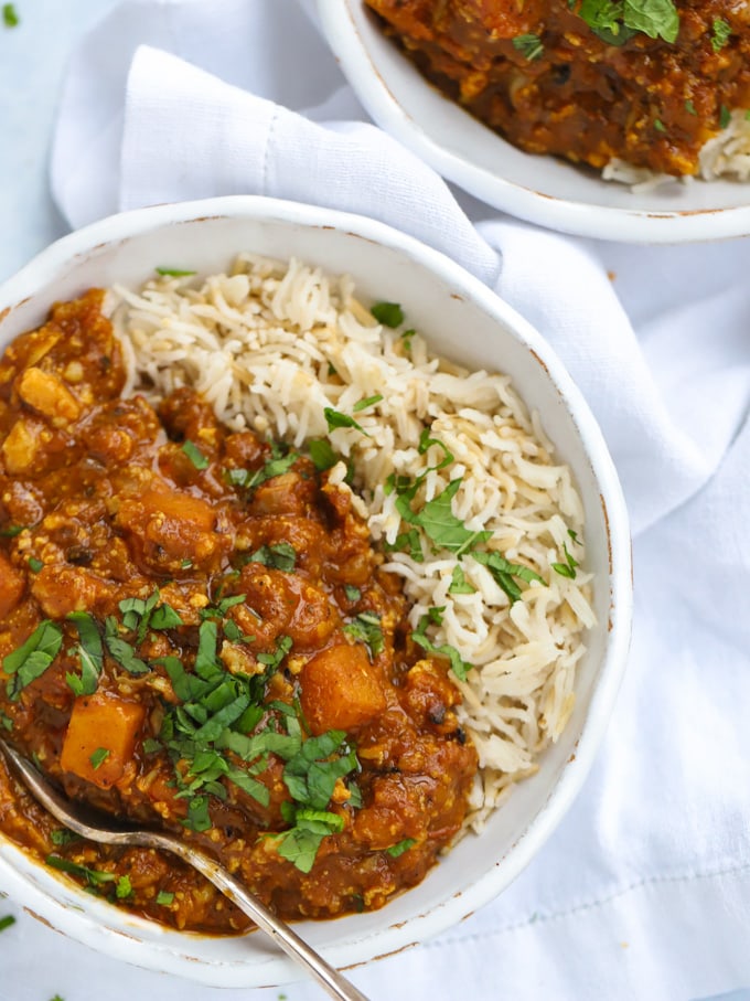 Easy Butternut Squash Curry {Ready in 30 Minutes}