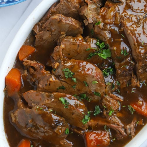 Slow Cooker Roast Beef with Carrots, Onions and Gravy